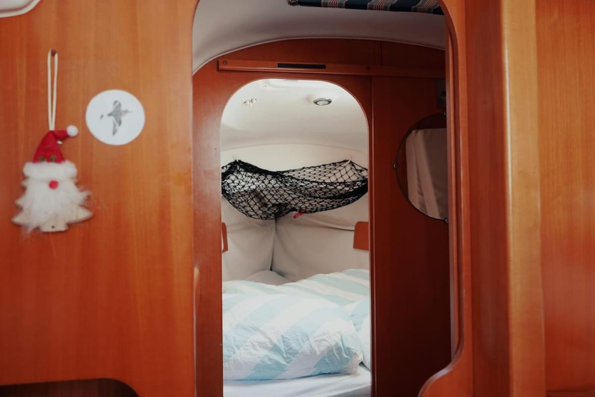Surfbird Cozy Sailboat Escape Lisboa Exterior foto